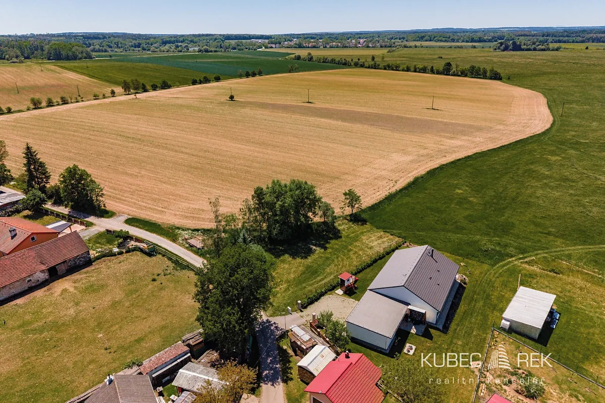 Prodej stavebního pozemku 740 m²